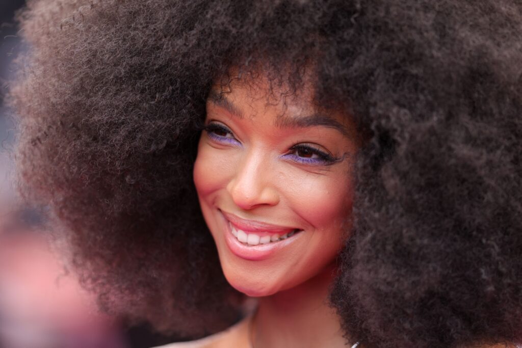 Miss Univers : Miss Guadeloupe trébuche en plein défilé